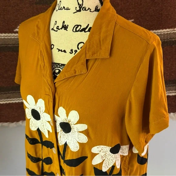 Big Bud Press Paintstamp Daisy Button Up Shirt in Spicy Mustard - Picture 4 of 9
